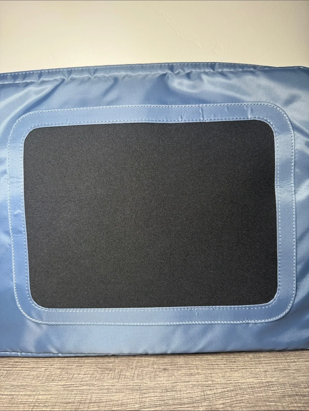 Lug Delta 17” Laptop Case Bluemoon Quilted Crossbody NWT